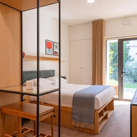 Bfresh - Padel, Pool & Fitness - Adults Only 호텔 포르투