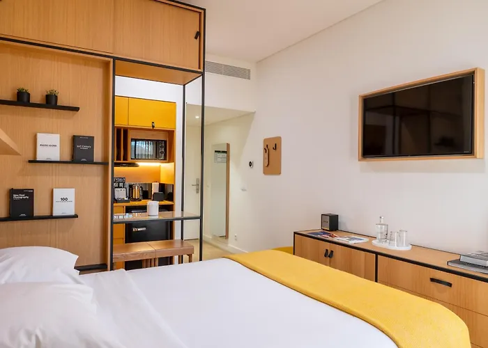 Bfresh - Padel, Pool & Fitness - Adults Only 4*