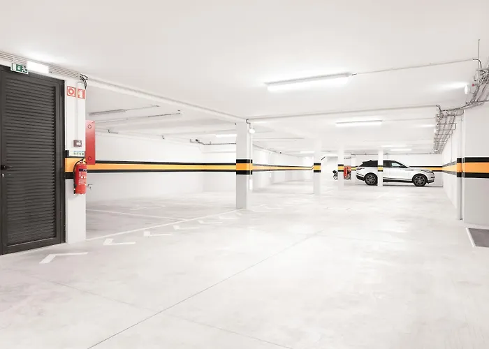 Bfresh - Padel, Pool & Fitness - Adults Only מלון פורטו