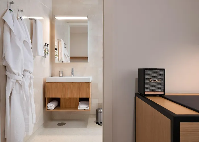 Bfresh - Padel, Pool & Fitness - Adults Only 4* פורטו