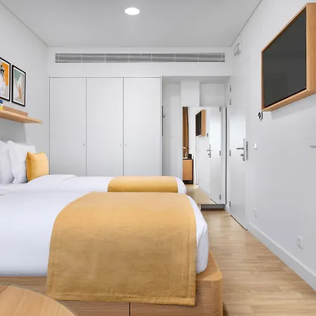 Otel Bfresh - Padel, Pool & Fitness - Adults Only