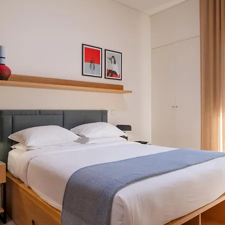 Bfresh - Padel, Pool & Fitness - Adults Only