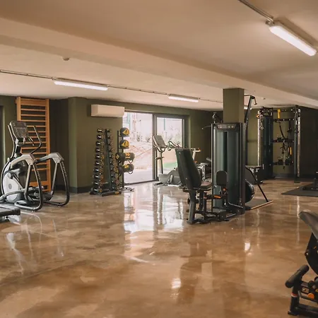 Bfresh - Padel, Pool & Fitness - Adults Only ホテル 4*